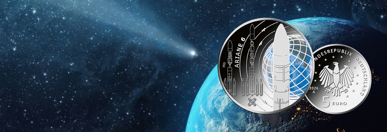 Vorder-und Rückseite der 5-Euro-Farbdruckmünze Ariane 6 im Weltall vor der Erde