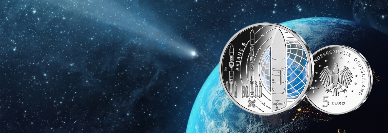 Vorder-und Rückseite der 5-Euro-Farbdruckmünze Ariane 6 im Weltall vor der Erde